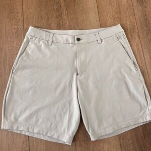 lululemon athletica Men's Tan ABC 5-inch Shorts